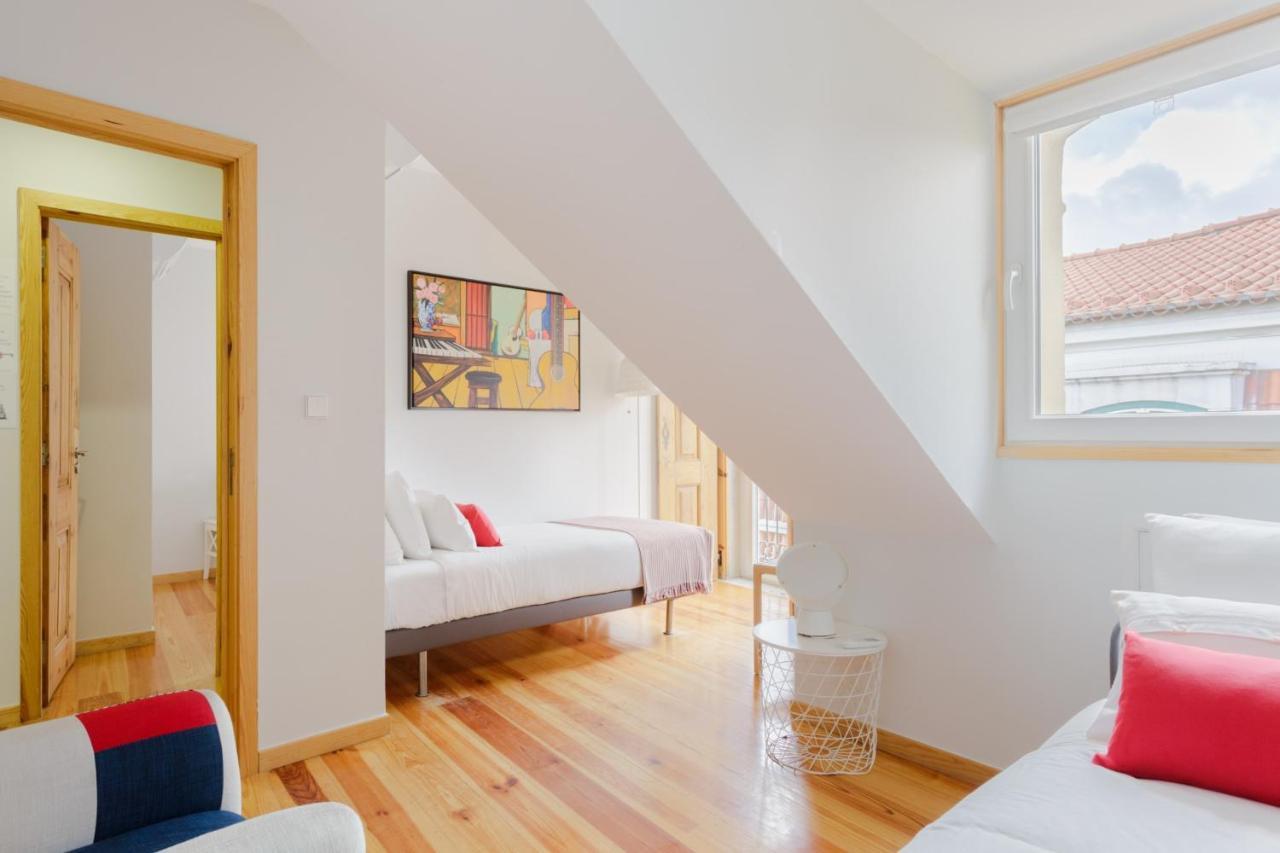 Amazing Rooftop Terrace With River And Historic City View 4 Bedrooms 4 Bathrooms Ac 19Th Century Building Chiado ลิสบอน ภายนอก รูปภาพ